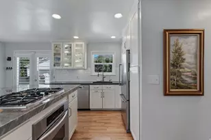 2827 S Lakeview Dr, Salt Lake City, UT 84109 - Photo 16