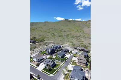 5574 W Lookout Mesa Cir #117, Herriman, UT 84096 - Photo 6