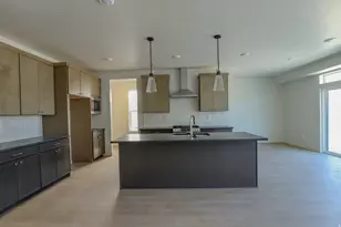 1073 W 880 Ln S, Woods Cross, UT 84087 - Photo 2
