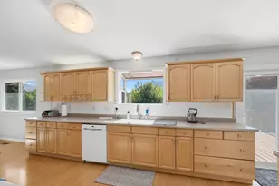 10164 N 5480 W, Highland, UT 84003 - Photo 10