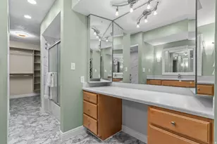 4900 S 3 Fountains Dr, Murray, UT 84107 - Photo 14