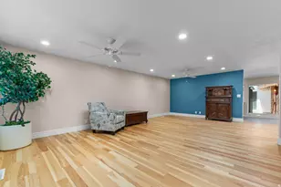 4900 S 3 Fountains Dr, Murray, UT 84107 - Photo 16