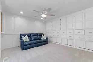 4900 S 3 Fountains Dr, Murray, UT 84107 - Photo 12