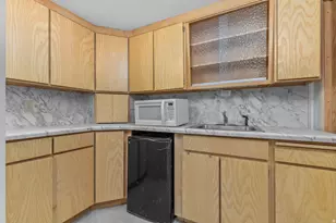 4900 S 3 Fountains Dr, Murray, UT 84107 - Photo 28