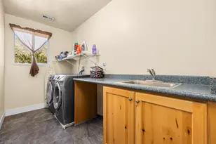 1425 N Manila Ct W, Pleasant Grove, UT 84062 - Photo 20