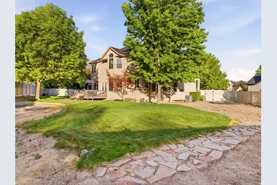 1425 N Manila Ct W, Pleasant Grove, UT 84062 - Photo 34