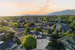 1425 N Manila Ct W, Pleasant Grove, UT 84062 - Photo 1
