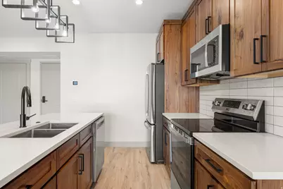 35 E 150 S #401E, Garden City, UT 84028 - Photo 6