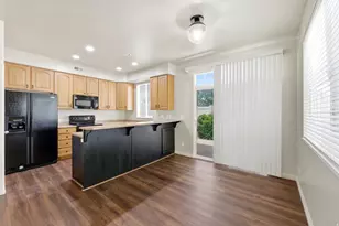 674 Canterbury Ln, North Salt Lake, UT 84054 - Photo 14