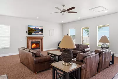 674 Canterbury Ln, North Salt Lake, UT 84054 - Photo 32
