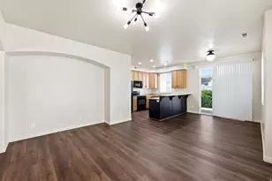 674 Canterbury Ln, North Salt Lake, UT 84054 - Photo 12
