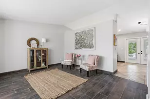 1055 E Castle Rock Rd, Sandy, UT 84094 - Photo 10