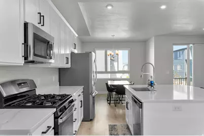 374 S 960 W, American Fork, UT 84003 - Photo 10