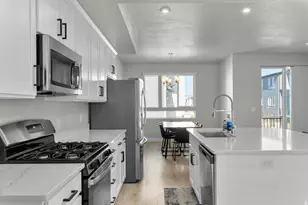 374 S 960 W, American Fork, UT 84003 - Photo 10