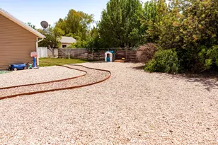 845 W 400 S, Vernal, UT 84078 - Photo 4