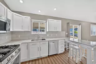 218 W Jonathan Pl, Saratoga Springs, UT 84045 - Photo 14