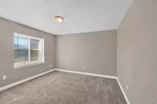 218 W Jonathan Pl, Saratoga Springs, UT 84045 - Photo 32