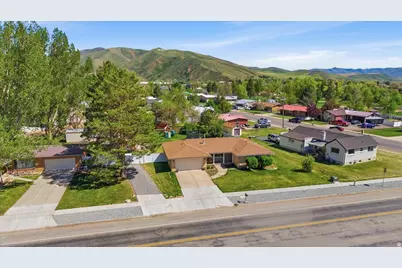 260 E 300 N, Morgan, UT 84050 - Photo 26