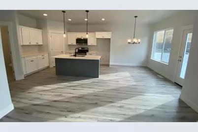 16214 S Truss Dr #536, Bluffdale, UT 84065 - Photo 2