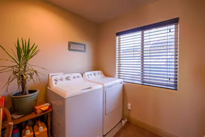 39 N 150 W, Ivins, UT 84738 - Photo 38
