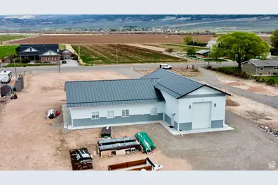 373 N Main St, Central Valley, UT 84754 - Photo 10