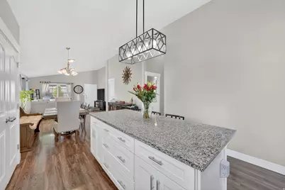 2303 E Tumbleweed Rd, Eagle Mountain, UT 84005 - Photo 12