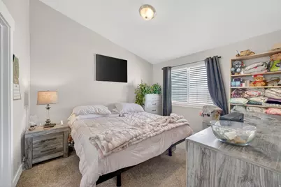 2303 E Tumbleweed Rd, Eagle Mountain, UT 84005 - Photo 14