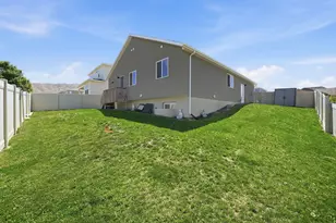 2303 E Tumbleweed Rd, Eagle Mountain, UT 84005 - Photo 36