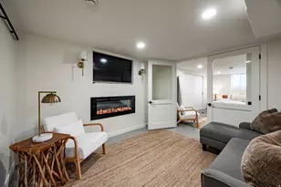 2115 S Wyoming St E, Salt Lake City, UT 84109 - Photo 24