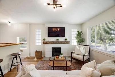 2115 S Wyoming St E, Salt Lake City, UT 84109 - Photo 2