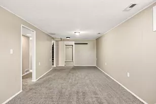 365 W 725 N, Logan, UT 84321 - Photo 24
