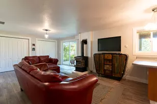 249 E 300 N, Smithfield, UT 84335 - Photo 20