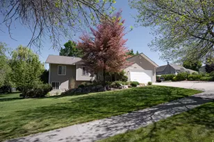 249 E 300 N, Smithfield, UT 84335 - Photo 2