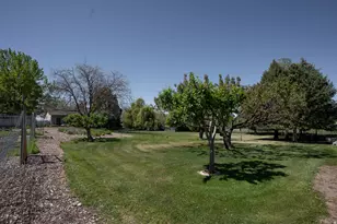 249 E 300 N, Smithfield, UT 84335 - Photo 36