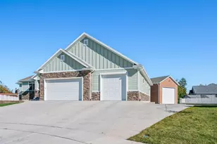 967 W Yamada Ct S, Syracuse, UT 84075 - Photo 42