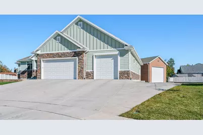 967 W Yamada Ct S, Syracuse, UT 84075 - Photo 34
