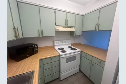 70 E 600 S #70, Orem, UT 84058 - Photo 10