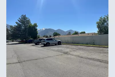 70 E 600 S #70, Orem, UT 84058 - Photo 22