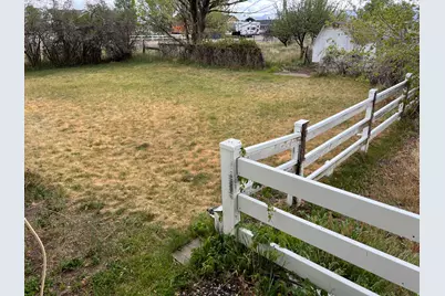 692 S 300 W, Mount Pleasant, UT 84647 - Photo 8