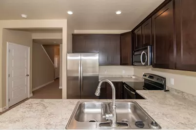 3201 W Desert Lily Dr, Lehi, UT 84043 - Photo 14