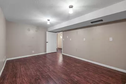 2712 S 300 E, South Salt Lake, UT 84115 - Photo 52