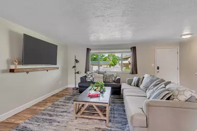 1467 S 185 W, Orem, UT 84058 - Photo 14