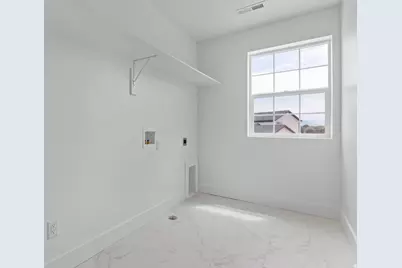 3803 W 2350 N, Clinton, UT 84015 - Photo 22