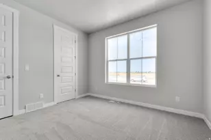 2254 N Hooded Crane Dr, Clinton, UT 84015 - Photo 16