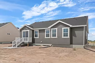 2254 N Hooded Crane Dr, Clinton, UT 84015 - Photo 6