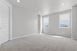 2254 N Hooded Crane Dr, Clinton, UT 84015 - Photo 18