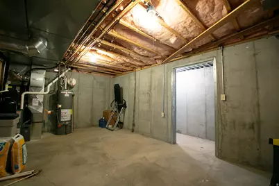 1395 E 5600 S, South Ogden, UT 84403 - Photo 28