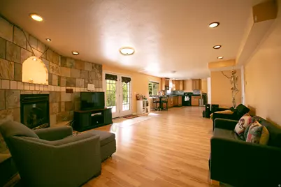 1395 E 5600 S, South Ogden, UT 84403 - Photo 20
