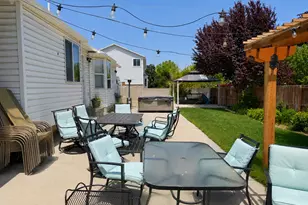8565 S Festive Way, West Jordan, UT 84088 - Photo 18