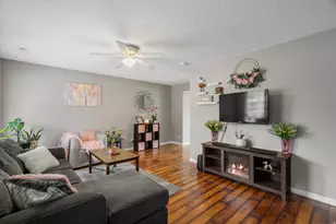 1032 Sara Ln, Ogden, UT 84404 - Photo 4